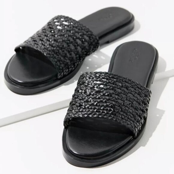 Woven Leather Black Slide Sandals from Urban Outfitters - Picture 1 of 5
